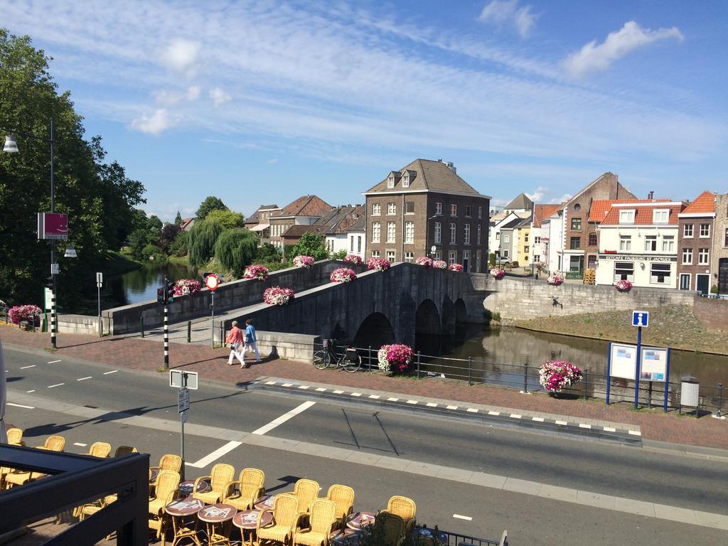 Hotel En Grand Cafe De Pauw Roermond Exterior photo